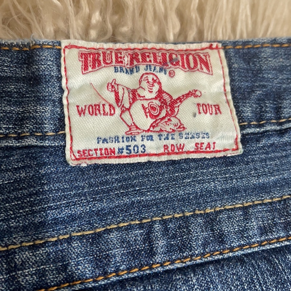 True Religion Distressed Bootcut Jeans. Size 28 - Picture 15 of 16